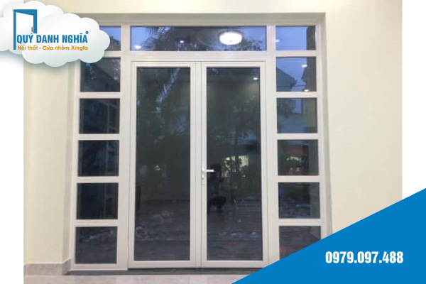 cua di nhom xingfa 2 canh co dinh 2 canh quay 6