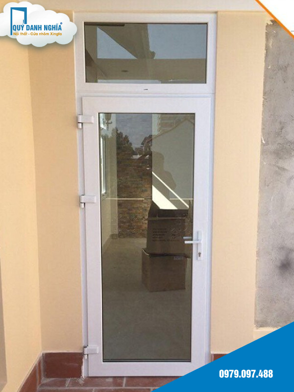 cua nhua loi thep - cua di mo quay 1 canh 4