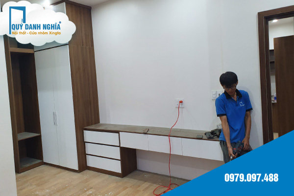 Ke tivi tai Da Nang 2